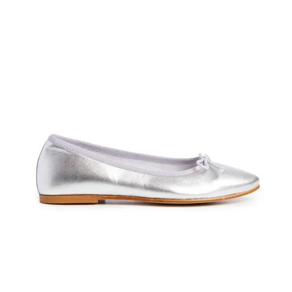 Leather Ballerinas in Silver