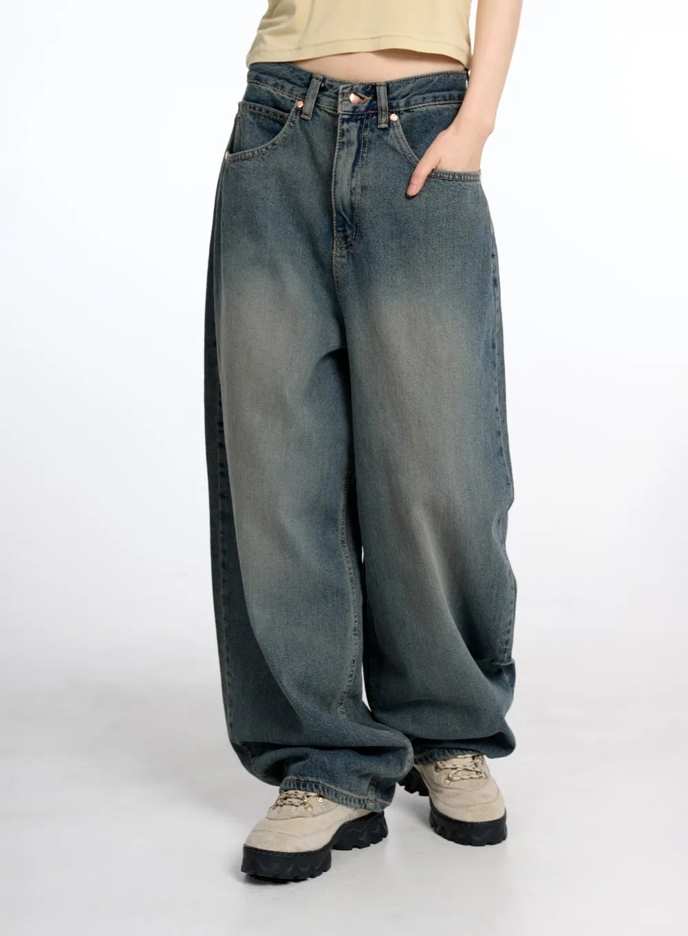 Vintage-Inspired Low-Rise Relaxed Fit Baggy Jeans CM415