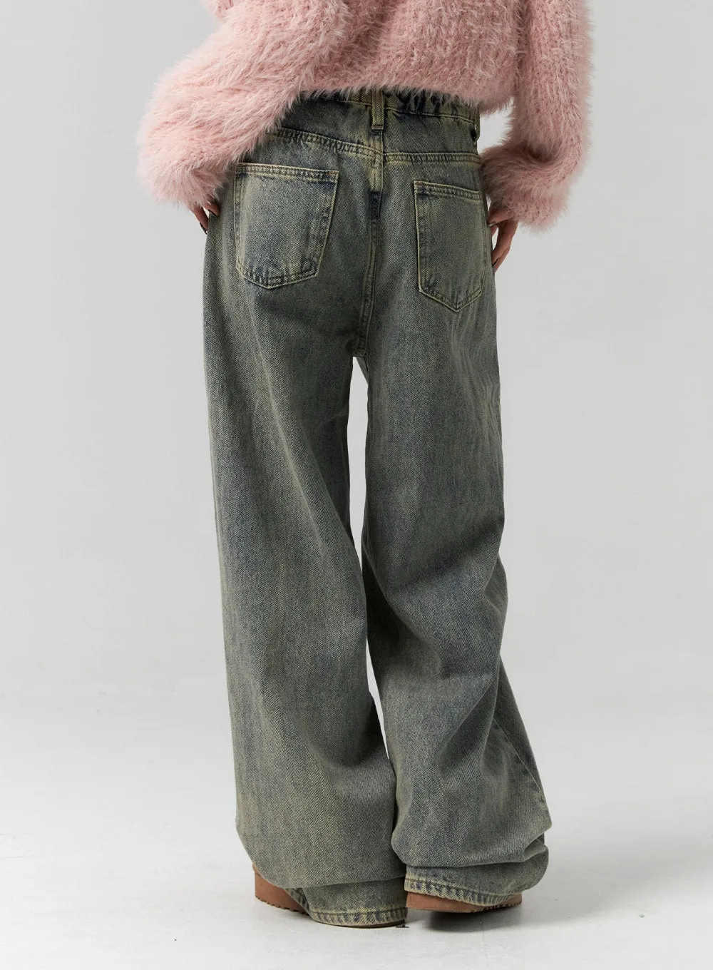 WideFit Mid Wash Jeans CS313